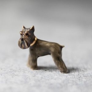 Schnauzer dog pin brooch vintage signed E. Pearl works painted gold tone metal